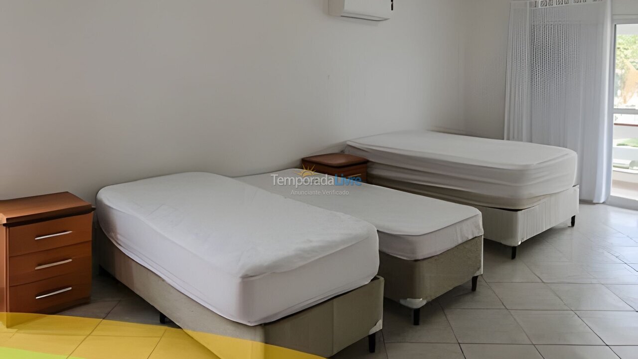 Granja para alquiler de vacaciones em Bertioga (Riviera de São Lourenço)