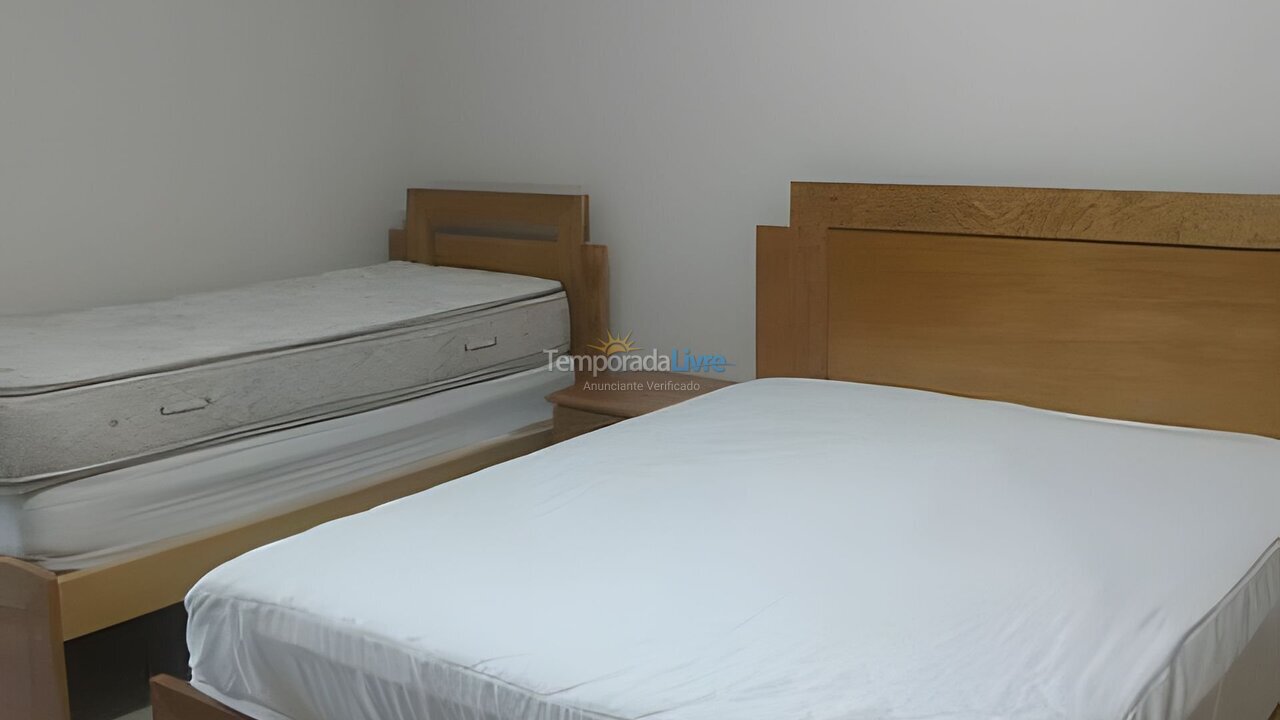 Granja para alquiler de vacaciones em Bertioga (Riviera de São Lourenço)