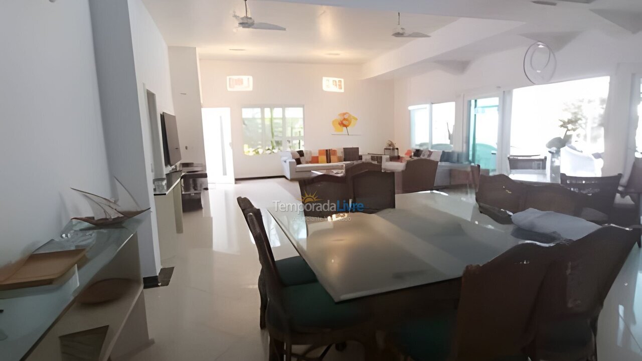 Granja para alquiler de vacaciones em Bertioga (Riviera de São Lourenço)