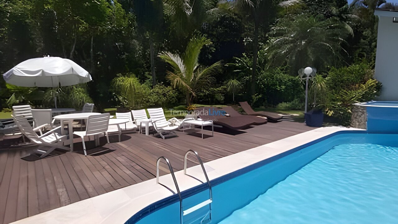 Granja para alquiler de vacaciones em Bertioga (Riviera de São Lourenço)