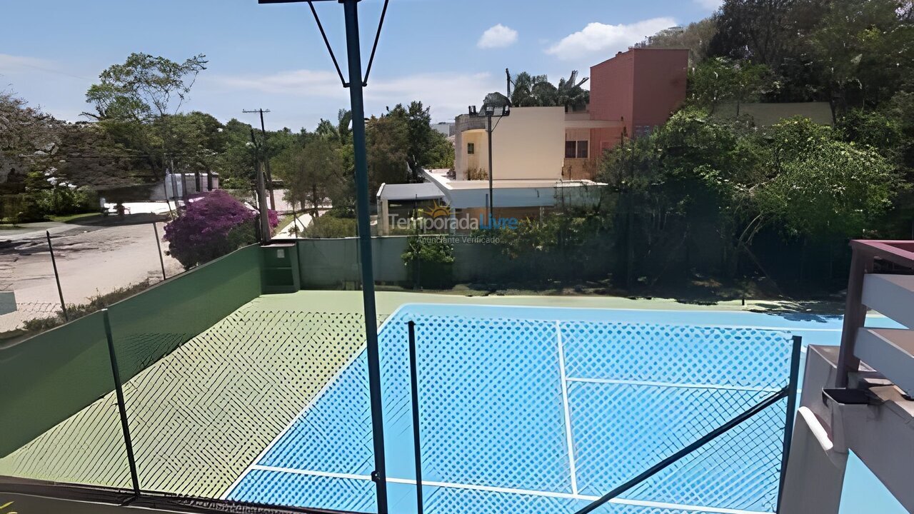 Granja para alquiler de vacaciones em Bertioga (Riviera de São Lourenço)