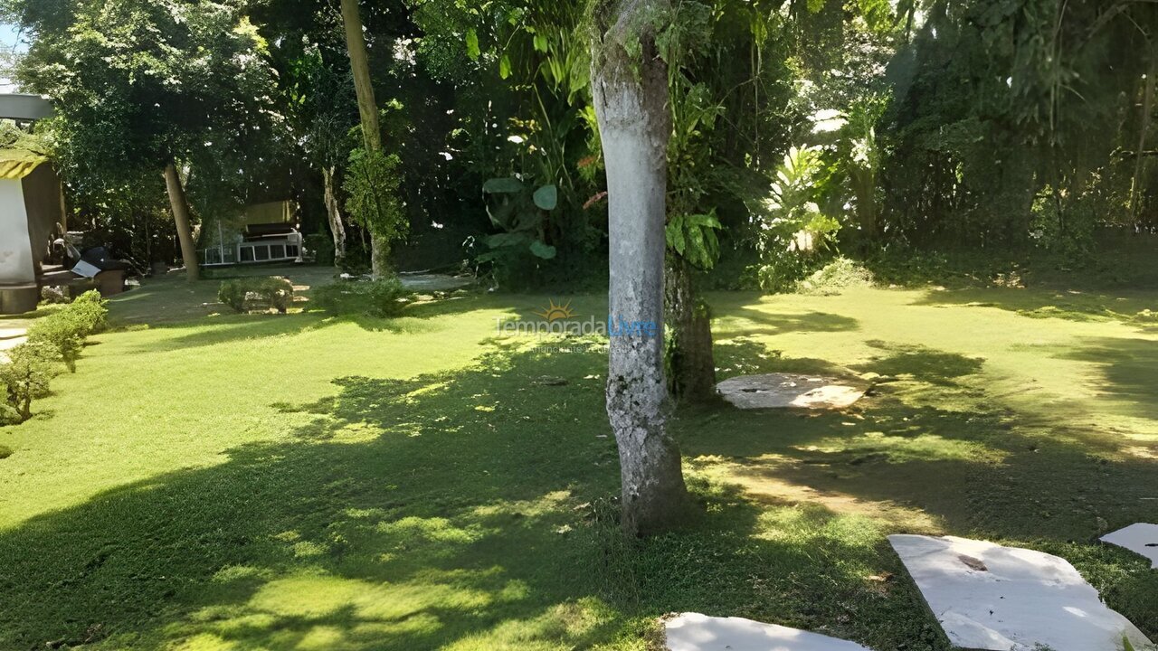 Granja para alquiler de vacaciones em Bertioga (Riviera de São Lourenço)