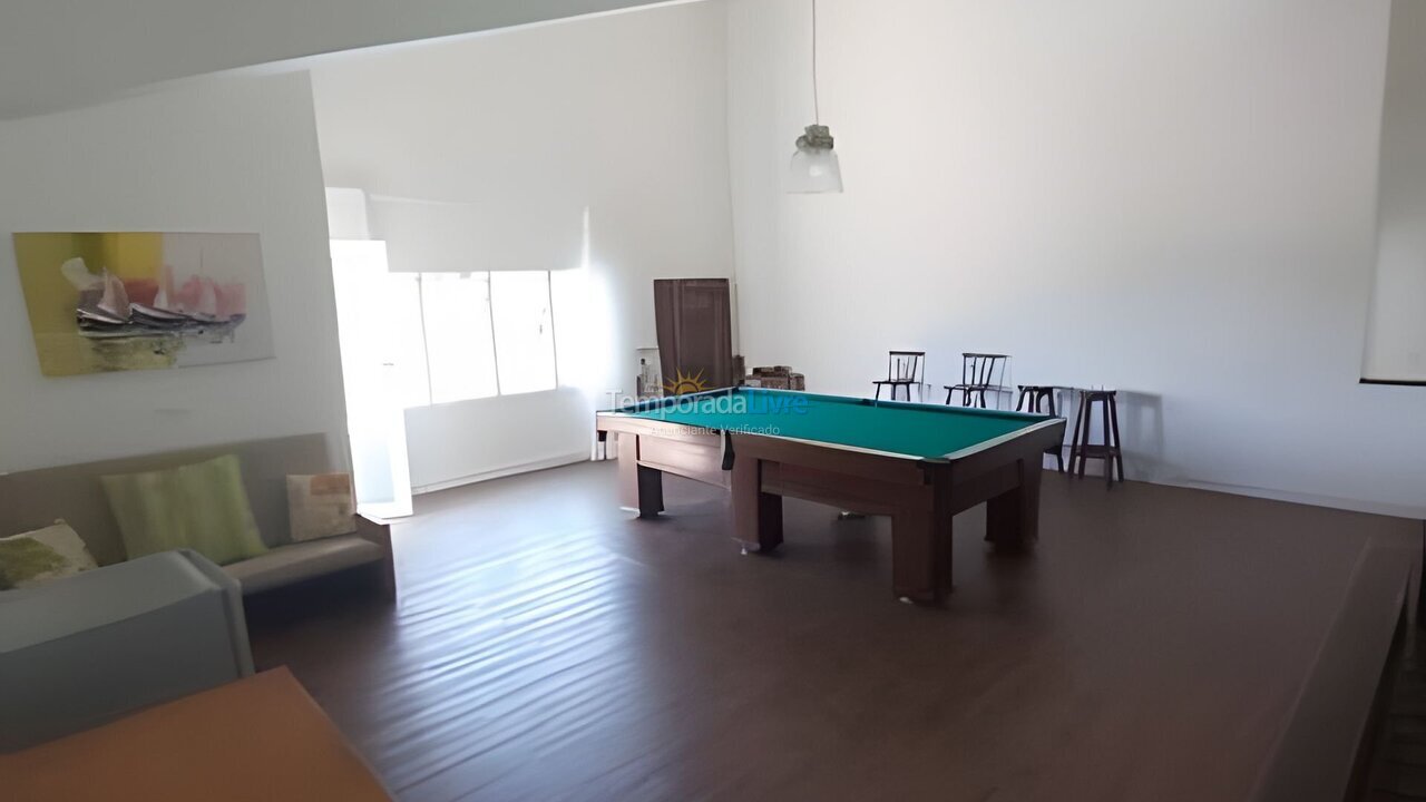 Granja para alquiler de vacaciones em Bertioga (Riviera de São Lourenço)