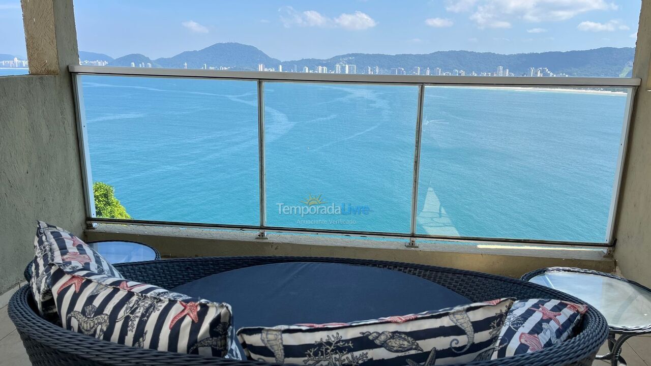Casa para aluguel de temporada em Guarujá (Enseada)