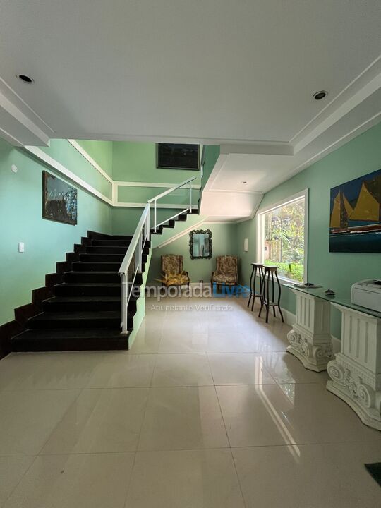 Casa para aluguel de temporada em Guarujá (Enseada)