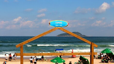 Apartment in Tombo Beach in Guarujá-SP