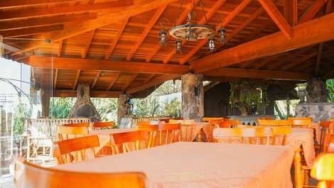 Casa con piscina y zona gourmet en Indaiatuba