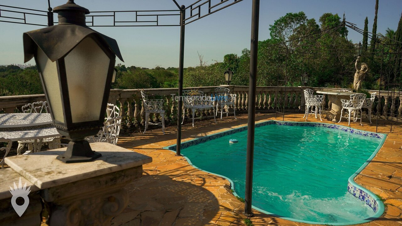 Casa para alquiler de vacaciones em Indaiatuba (Chácaras Videiras de Itaici)