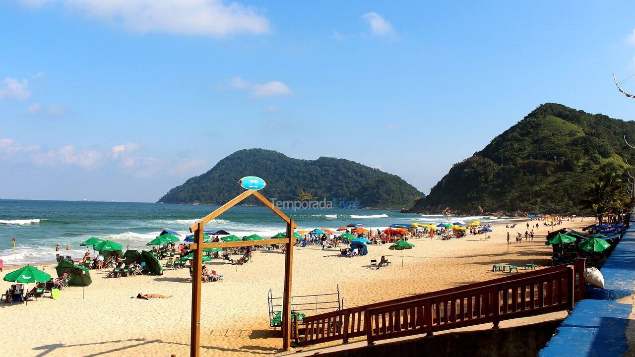 Apartment for vacation rental in Guarujá (Jardim Las Palmas)