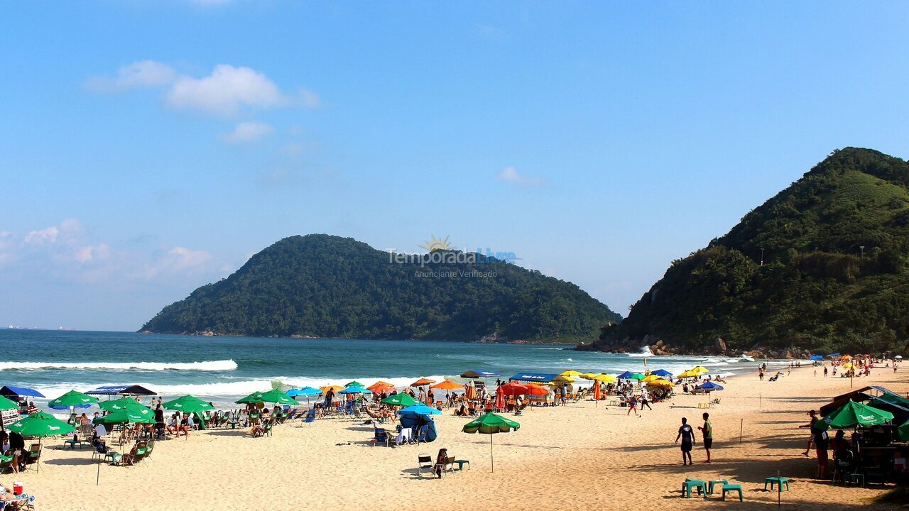 Apartment for vacation rental in Guarujá (Jardim Las Palmas)
