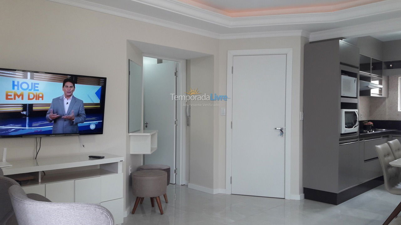 Apartamento para aluguel de temporada em Itapema (Meia Praia)