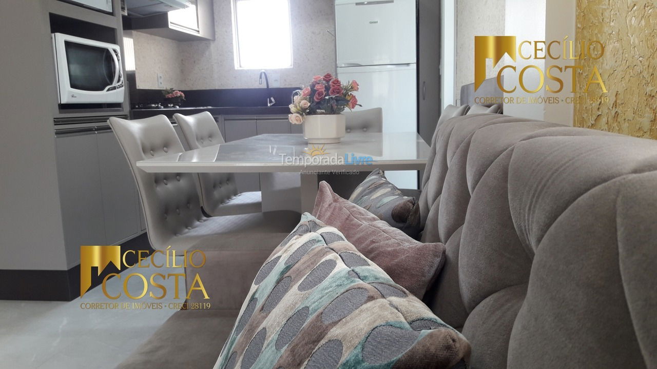 Apartamento para aluguel de temporada em Itapema (Meia Praia)