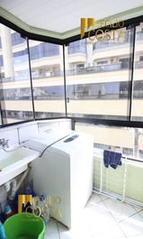 Belíssimo apartamento c/ 03 Dormitórios em Meia Praia-Itapema