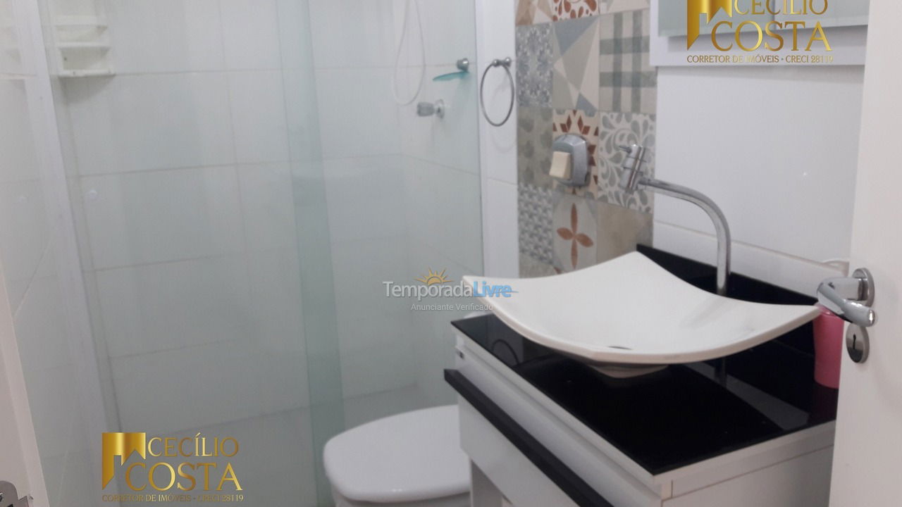 Apartamento para aluguel de temporada em Itapema (Meia Praia)