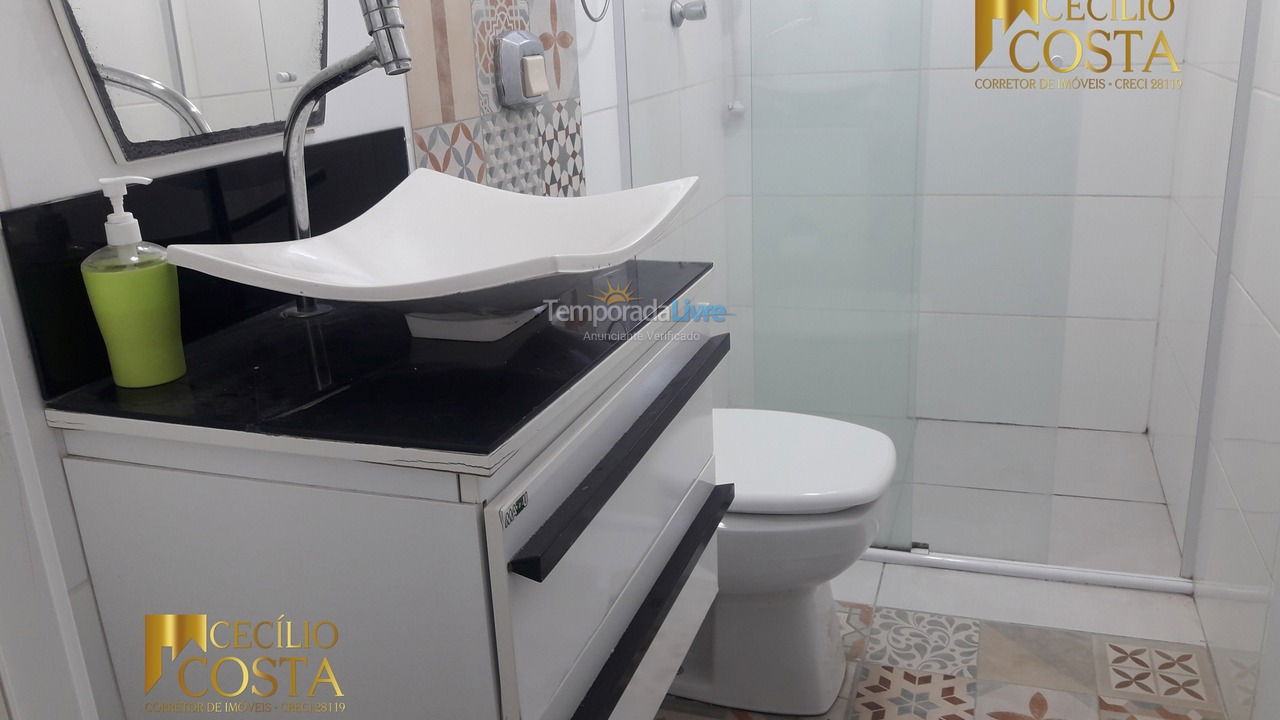 Apartamento para aluguel de temporada em Itapema (Meia Praia)