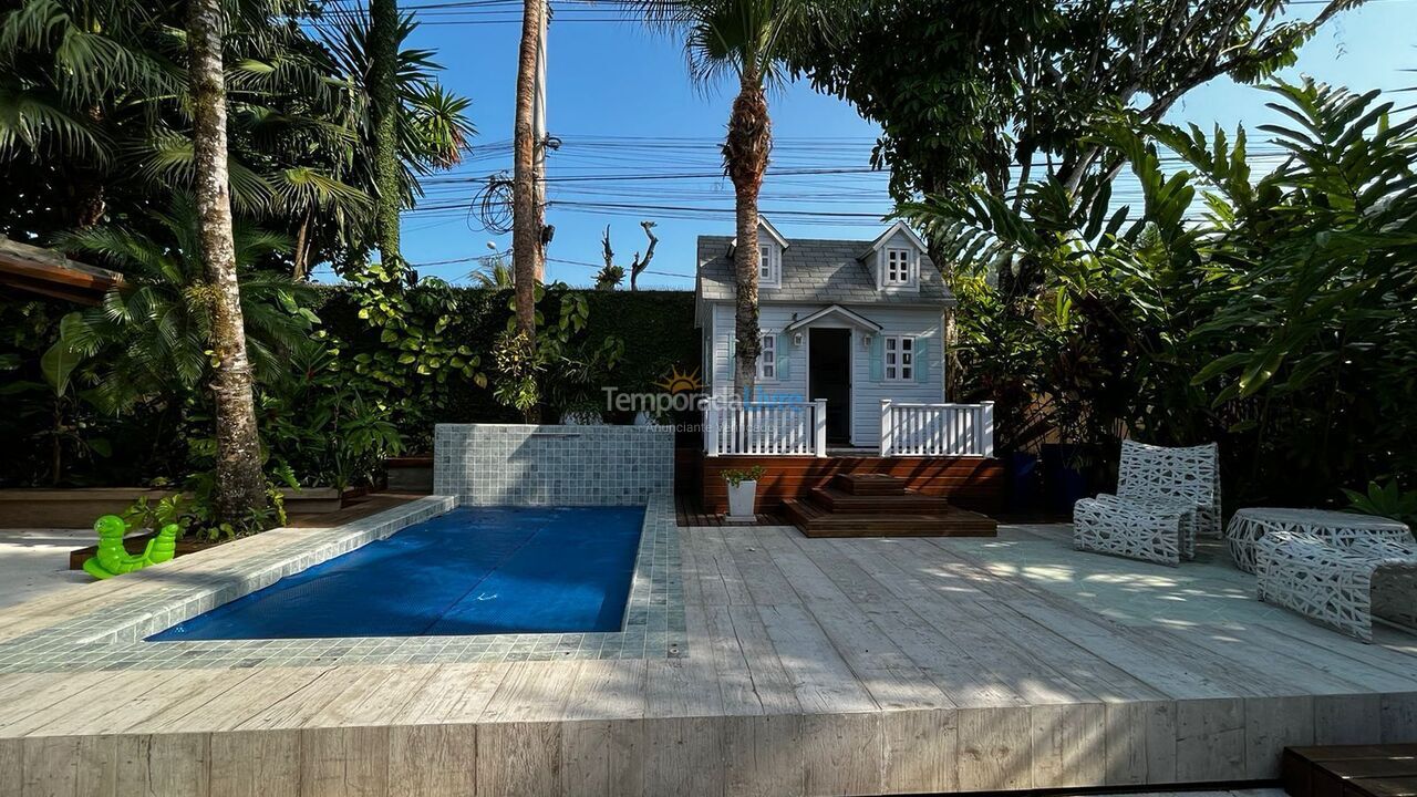 Casa para alquiler de vacaciones em São Sebastião (Praia da Baleia)