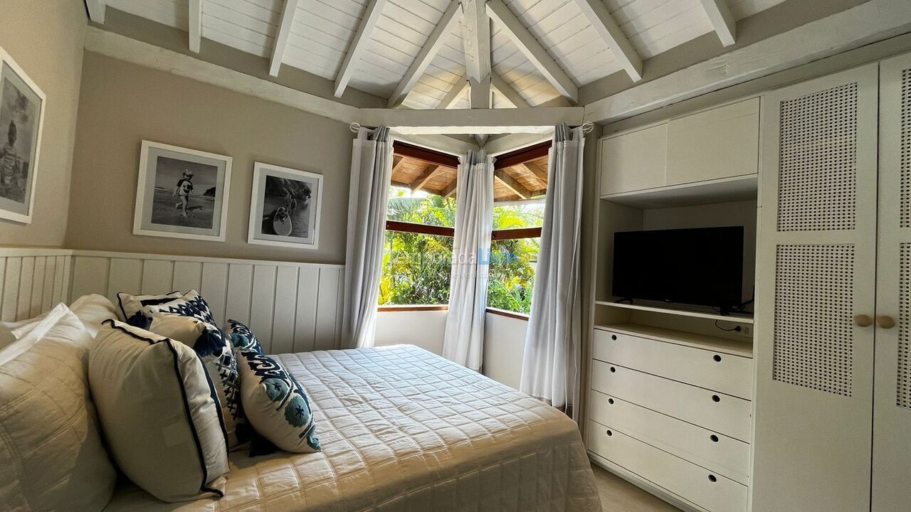 Casa para alquiler de vacaciones em São Sebastião (Praia da Baleia)