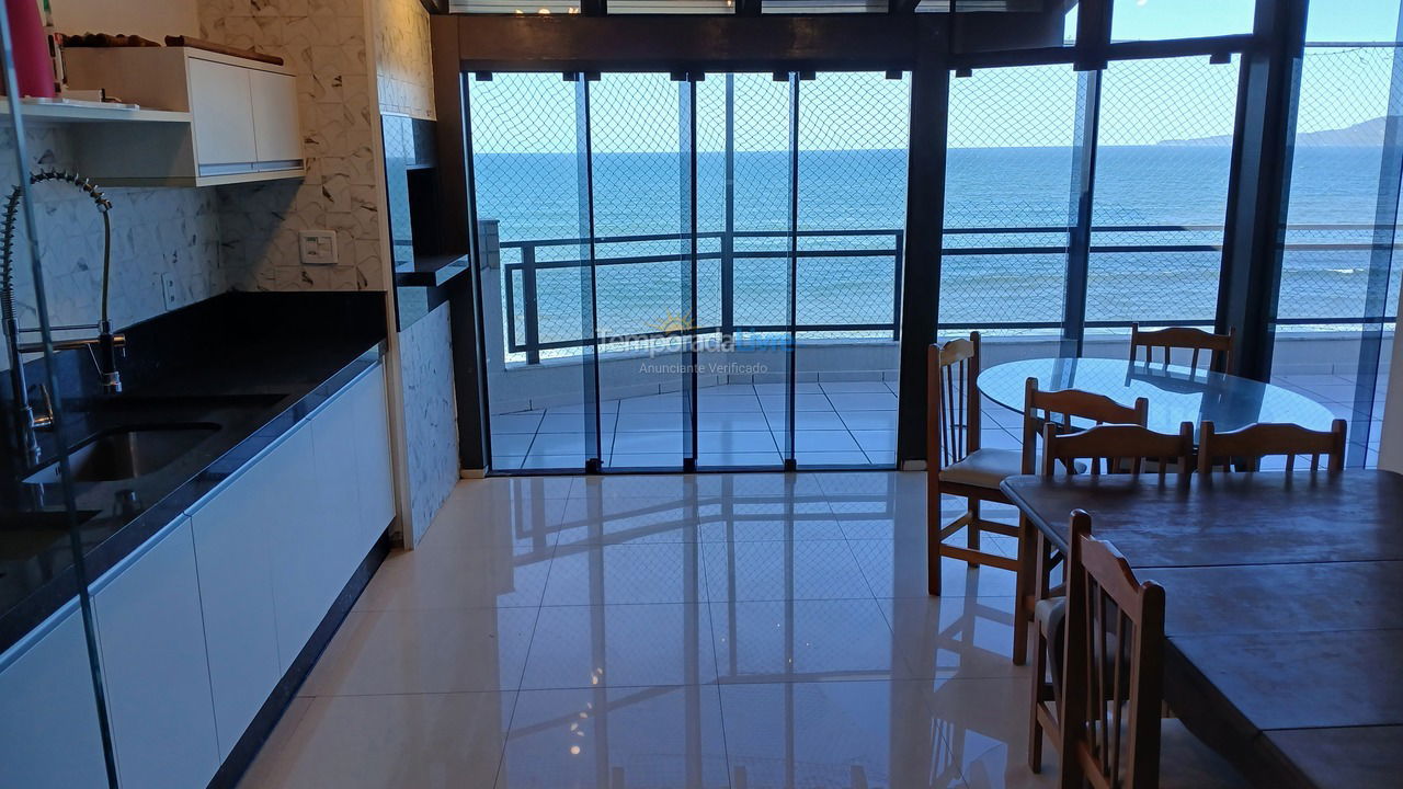 Apartment for vacation rental in Itapema (Meia Praia)
