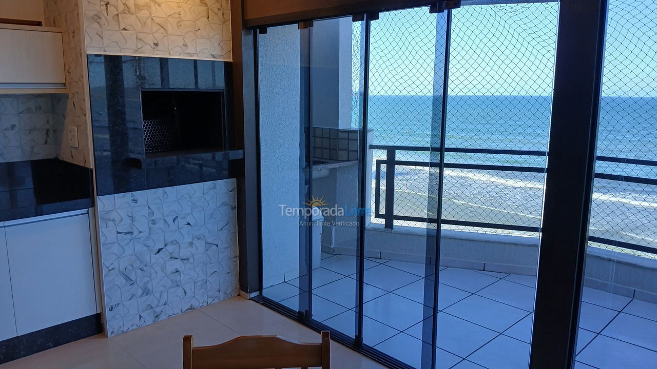 Apartment for vacation rental in Itapema (Meia Praia)