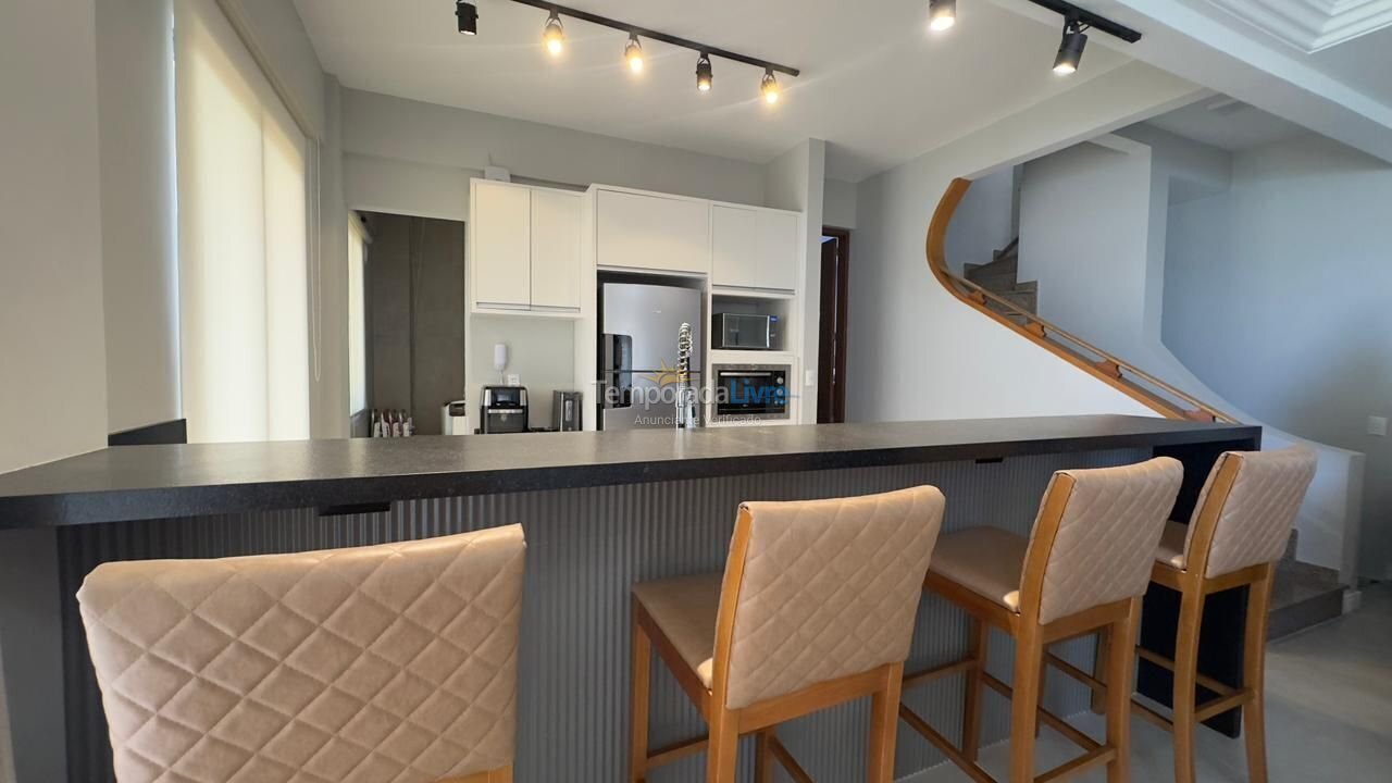 Apartamento para alquiler de vacaciones em Bombinhas (Praia de Bombas)