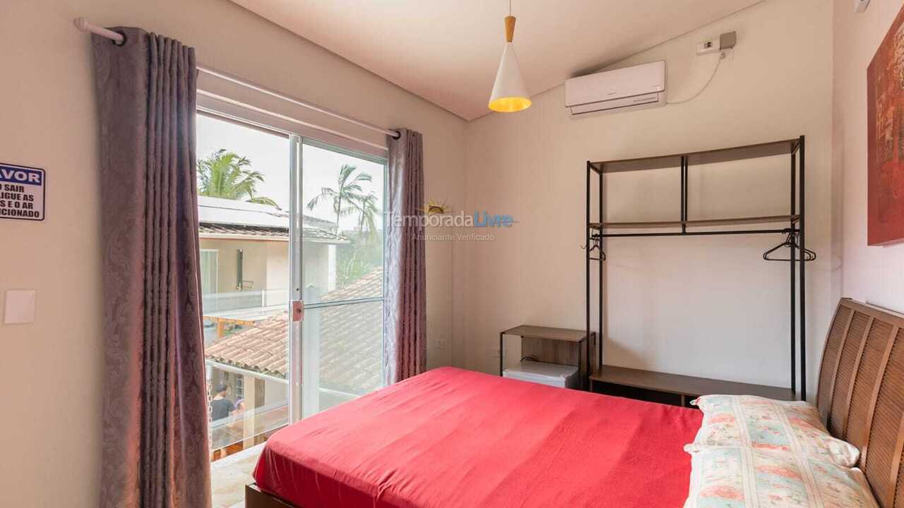 Casa para aluguel de temporada em Ubatuba (Tabatinga)