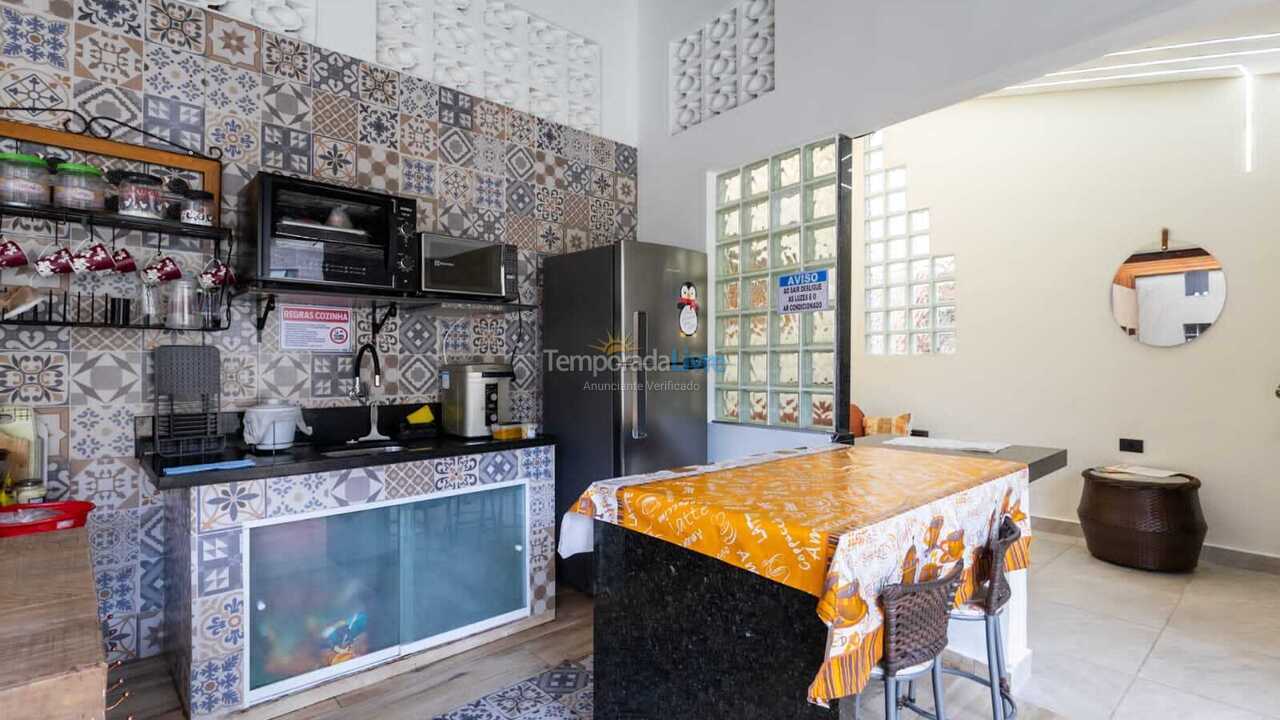 Casa para aluguel de temporada em Ubatuba (Tabatinga)
