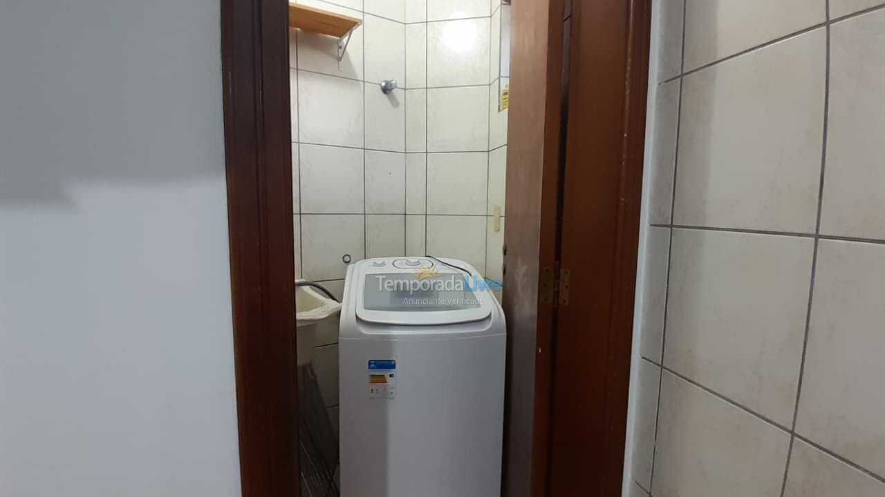 Apartamento para aluguel de temporada em Bombinhas (Praia de Bombas)