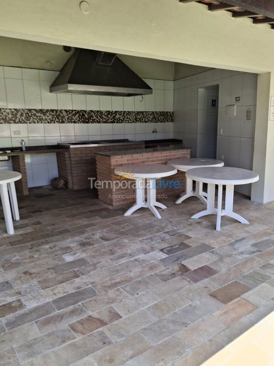 Casa para aluguel de temporada em Ubatuba (Praia das Toninhas)
