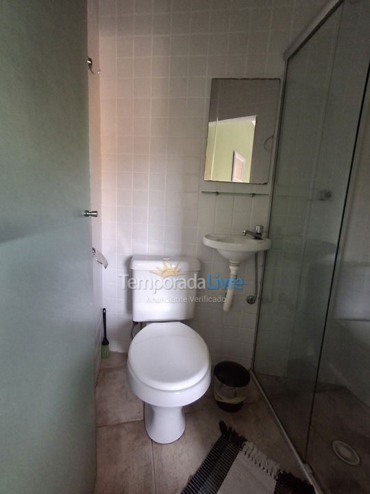 Casa para aluguel de temporada em Ubatuba (Praia das Toninhas)