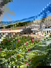 Apartamento en Playa Toninhas, Condominio Riviera Azul