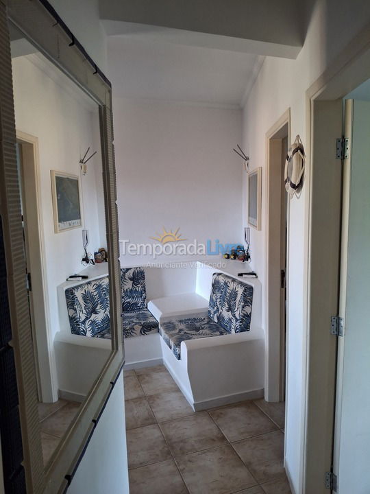 Casa para aluguel de temporada em Ubatuba (Praia das Toninhas)