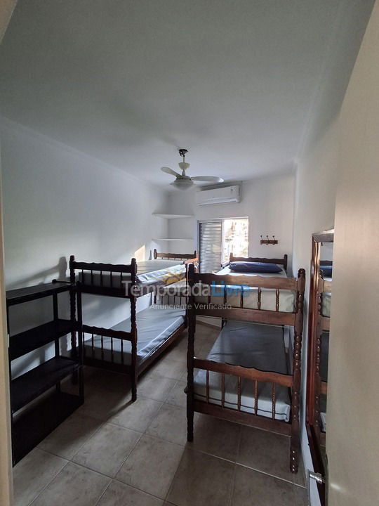 Casa para aluguel de temporada em Ubatuba (Praia das Toninhas)