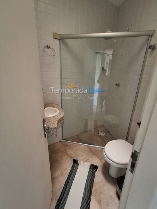 Casa para aluguel de temporada em Ubatuba (Praia das Toninhas)