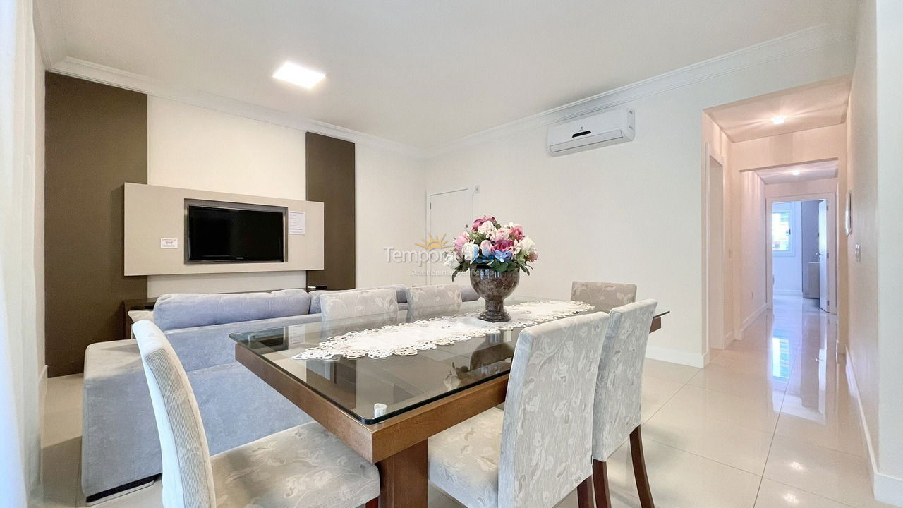 Apartamento para aluguel de temporada em Itapema (Meia Praia)