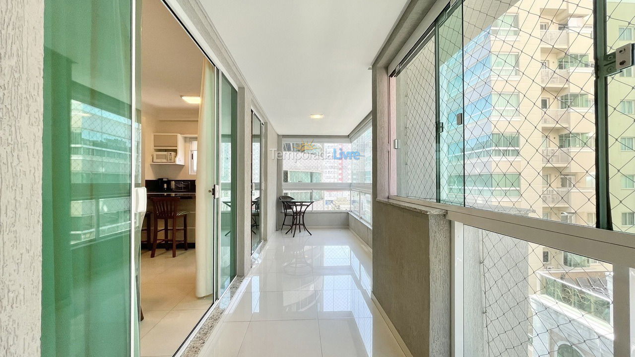 Apartamento para aluguel de temporada em Itapema (Meia Praia)