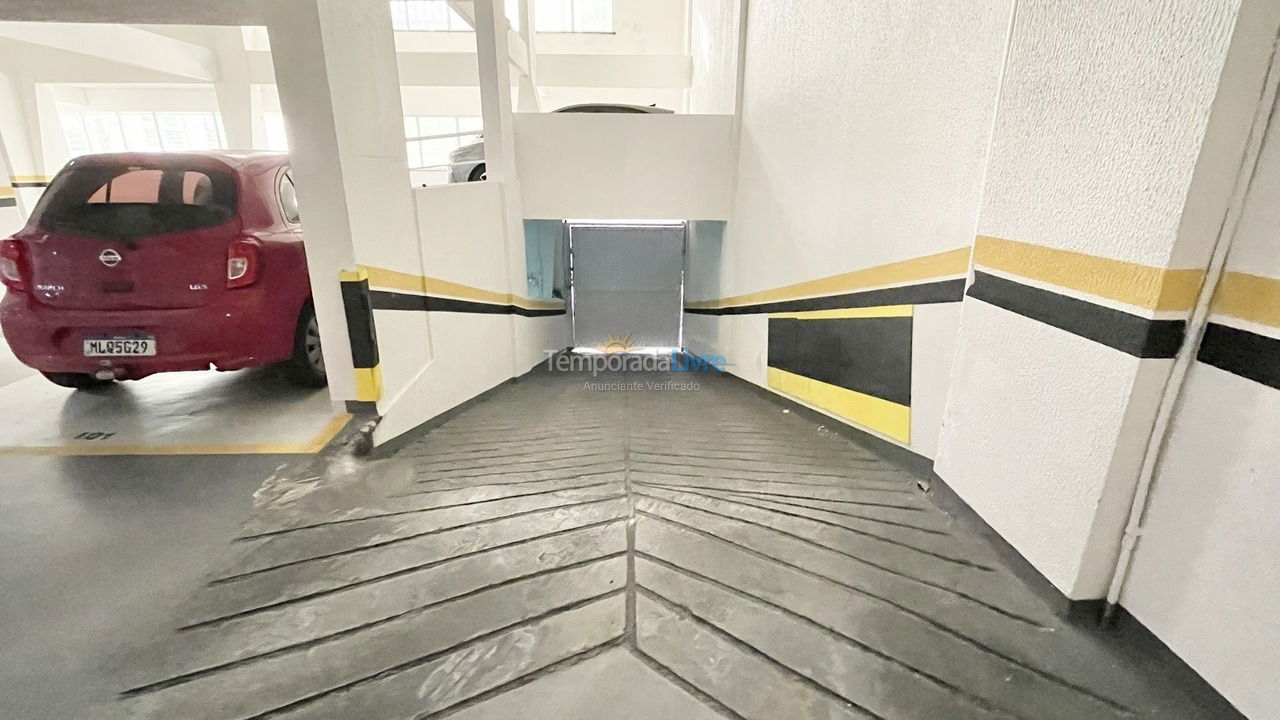 Apartamento para aluguel de temporada em Itapema (Meia Praia)
