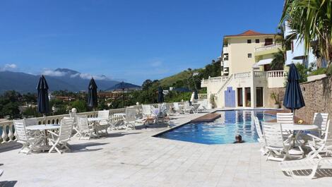 ¡Un Oasis en São Sebastião! Apartamento con vistas al mar ¡Fantástico!