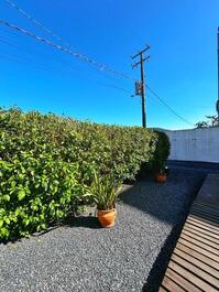 Espaçosa casa no Mariscal com piscina para até 25 pessoas
