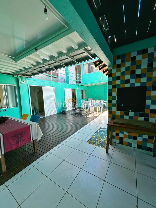 Casa para aluguel de temporada em Bombinhas (Mariscal)