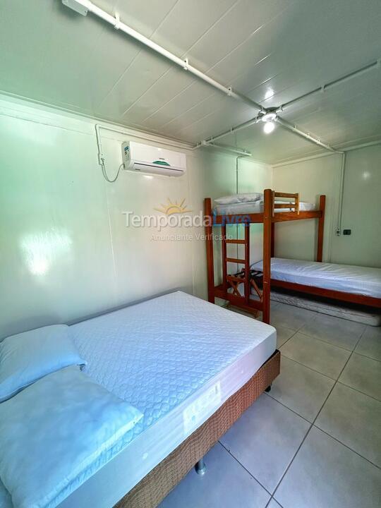 Casa para aluguel de temporada em Bombinhas (Mariscal)