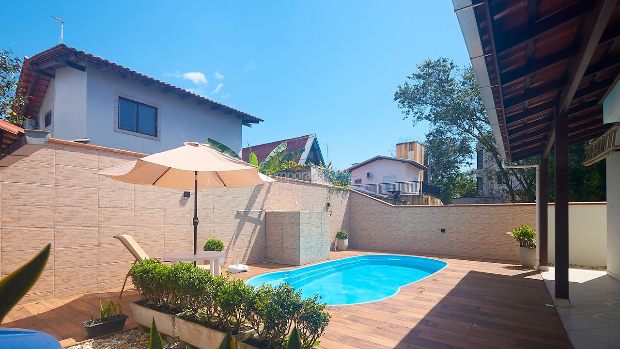House for vacation rental in Bombinhas (Mariscal)