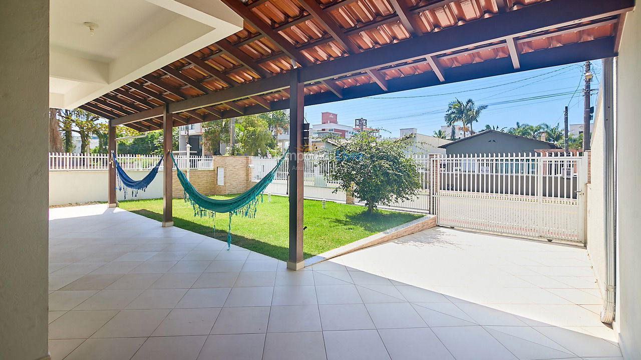 House for vacation rental in Bombinhas (Mariscal)
