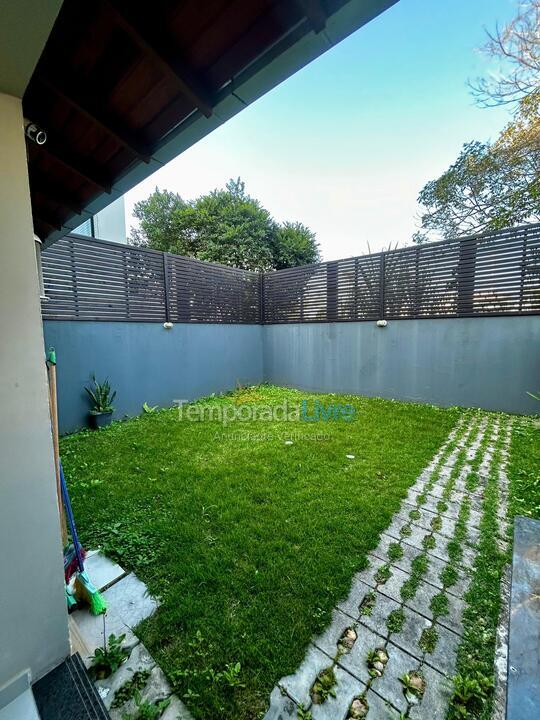 House for vacation rental in Bombinhas (Canto Grande)