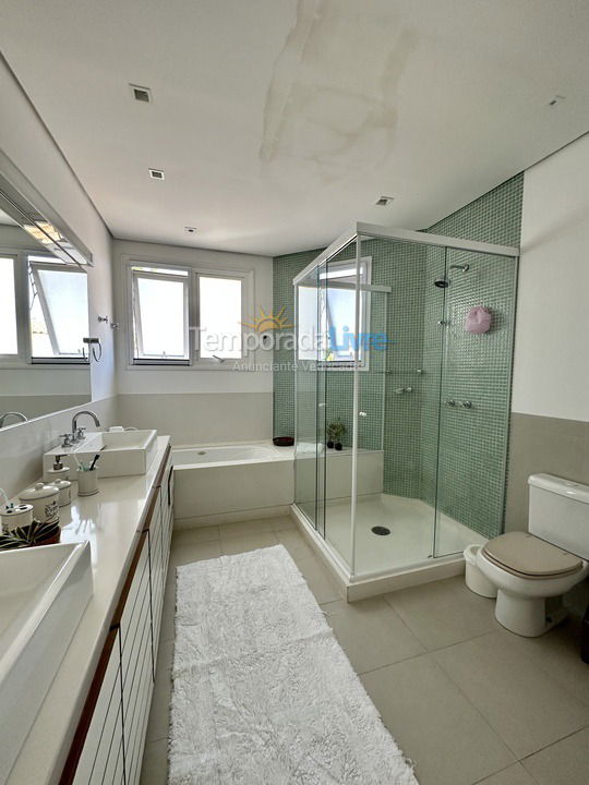 House for vacation rental in São Sebastião (244)