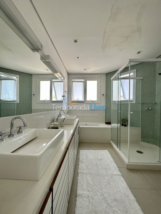 House for vacation rental in São Sebastião (244)
