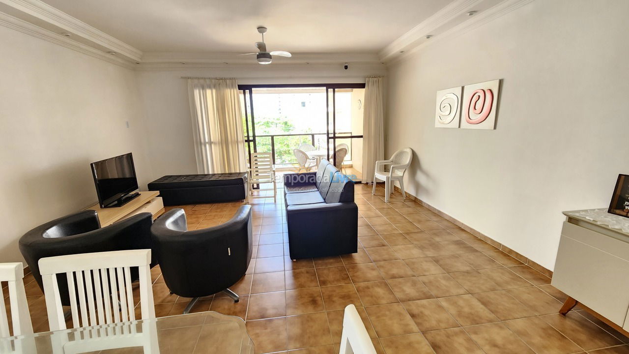 Apartamento para aluguel de temporada em Guarujá (Pitangueiras)