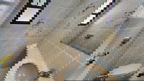 Enorme apartamento Pitangueiras 4 suites, lazer completo, 3 vagas