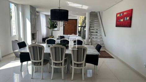 4-bedroom condominium house for vacation rentals, Jurerê