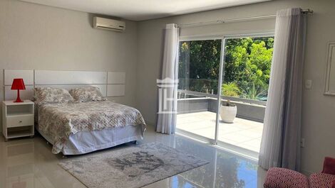 4-bedroom condominium house for vacation rentals, Jurerê