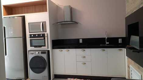 Casa com spa a 30 metros da praia, Na Charmosa Vila de Canto Grande